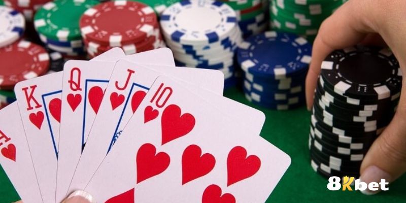 Sảnh game bài nhiều người trải nghiệm